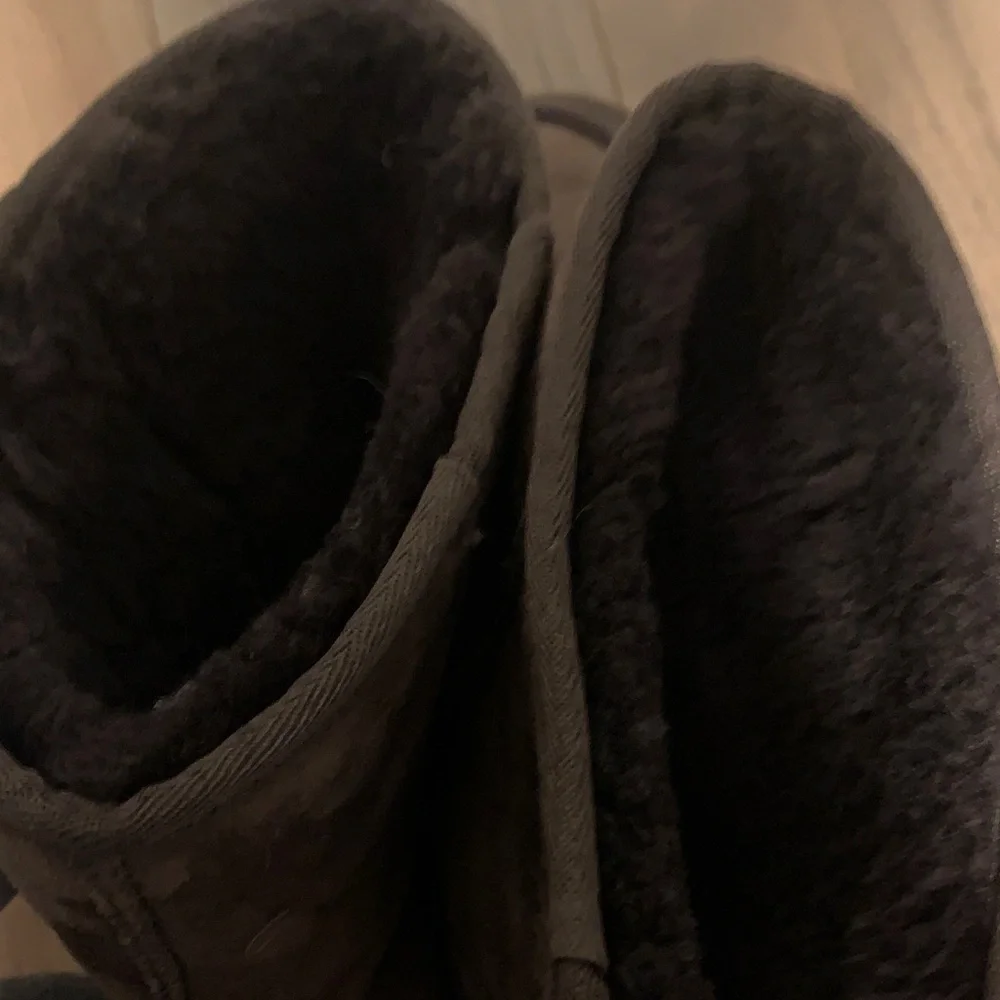 UGG Chocolate Suede Boots - Picture 4 of 4